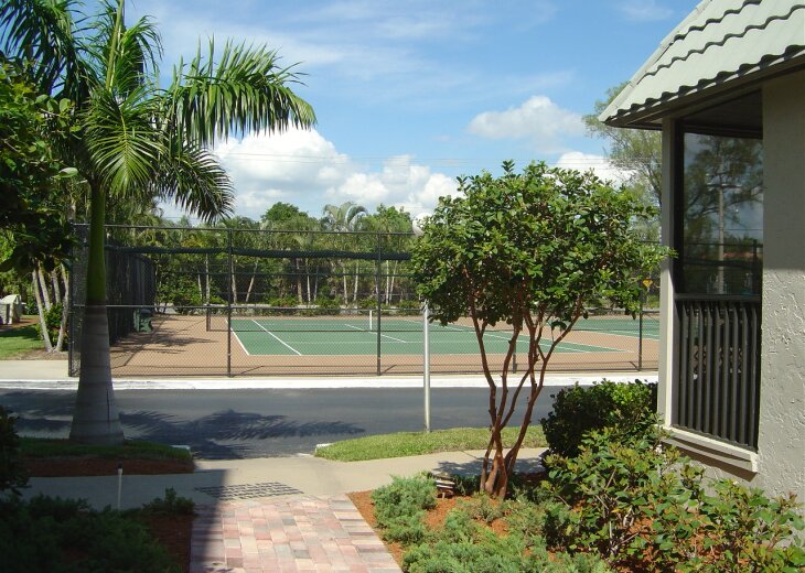 Sanibel Island Condo Rental On World Famous Shelling Beach; Loggerhead