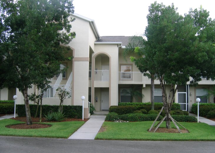 Estero Condo Rental Piece of Heaven Condo on Golf Course Near Shopping