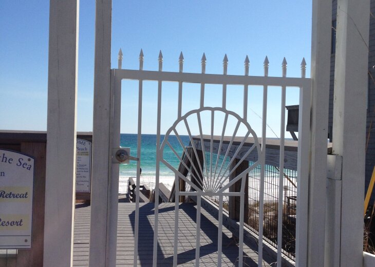 4 Bedroom House Rental in Miramar Beach, FL Low Fall rates! Private