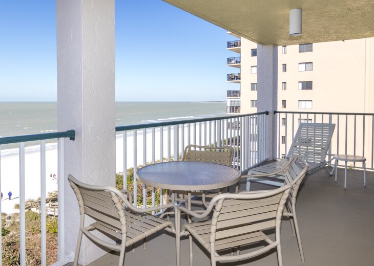 Marco Island Condo Rental Apollo Condominiums, directly on the beach