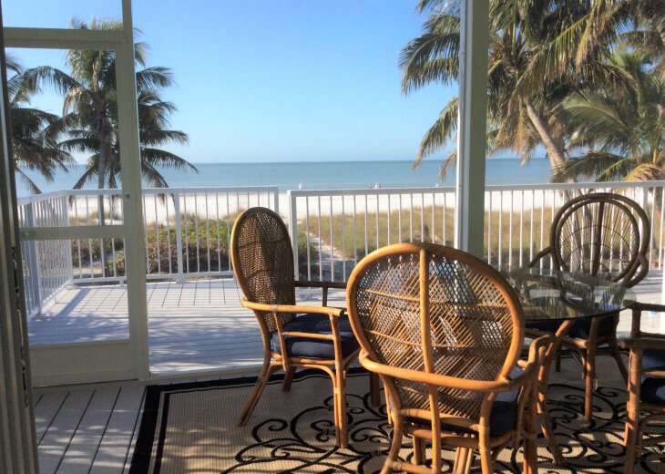 Fort Myers Beach Cottage Rental Beach Delight On The Gulf Of