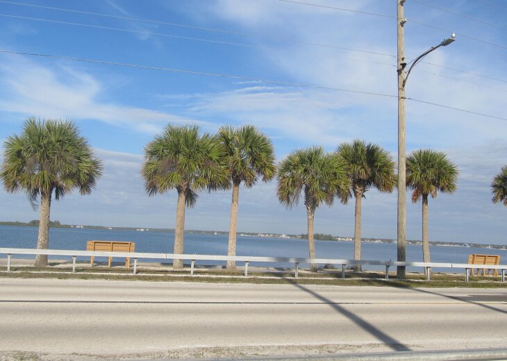 Dunedin Condo Rental Relax updated condo on the causeway to Honeymoon