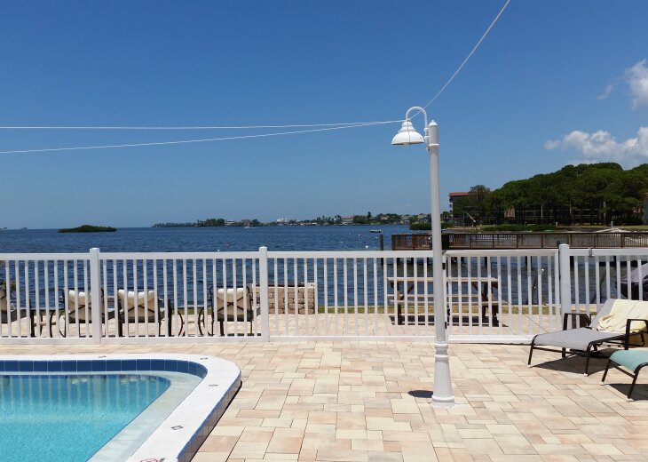 Dunedin Condo Rental Relax updated condo on the causeway to Honeymoon