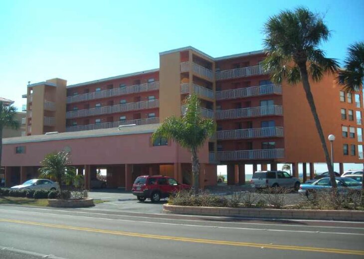 1 Bedroom Condo Rental in Indian Shores, FL Chateaux Beachfront Dream