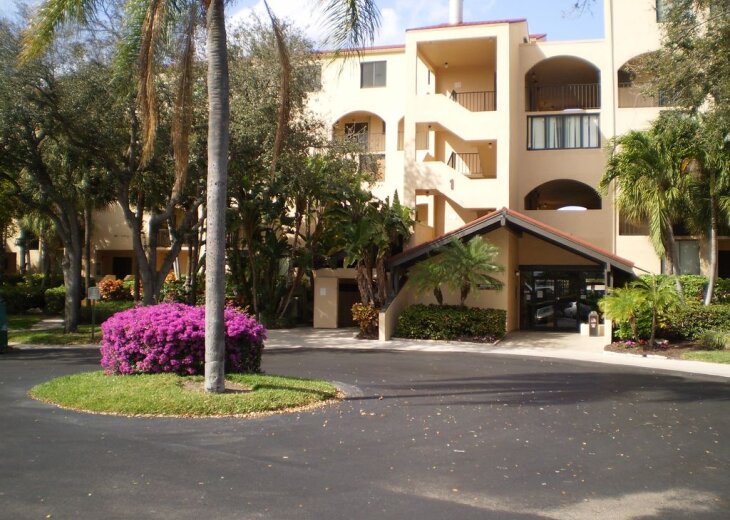 Delray Beach Condo Rental Luxury Condominium ( Delray Racquet Club )