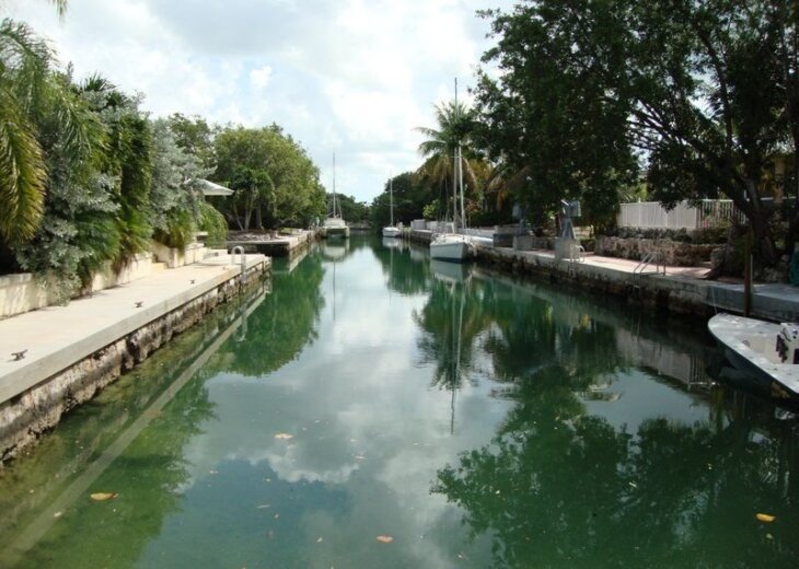 Cudjoe Key House Rental Cudjoe Gardens Oceanside, Deep Water Canal