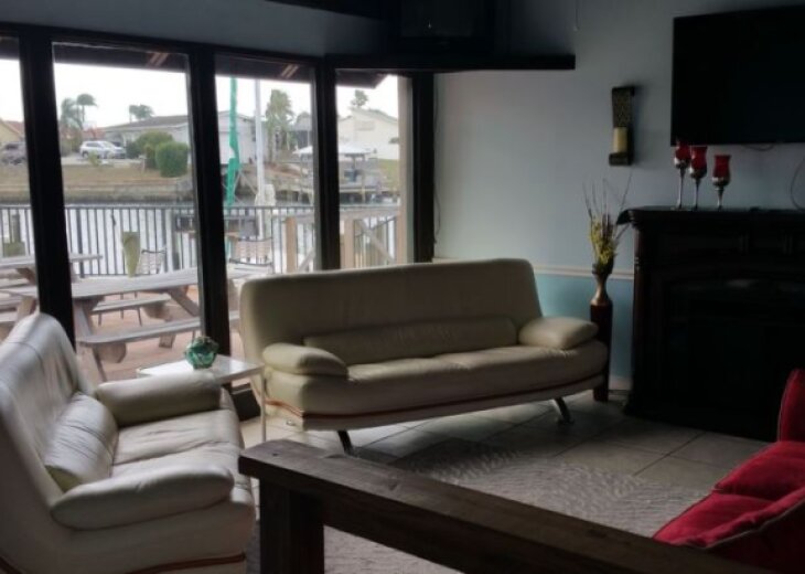 2 Bedroom Condo Rental in Apollo Beach, FL Waterfront View Condo