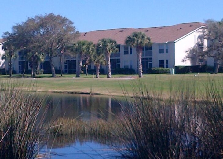 Sarasota Condo Rental Condo at Friendly Stoneybrook Golf Club in Sarasota