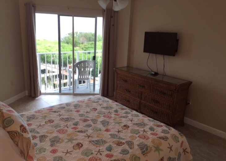 2 Bedroom Condo Rental in Tavernier, FL Oceanfront Condo.. Ask