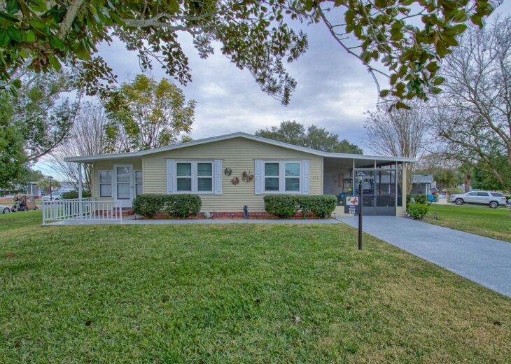 2 Bedroom Villa Rental in Lady Lake, FL Discounted Value for Entire