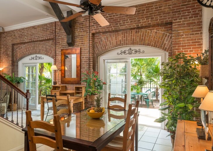 2 Bedroom Townhome Rental in Key West, FL Truman Annex ' Island