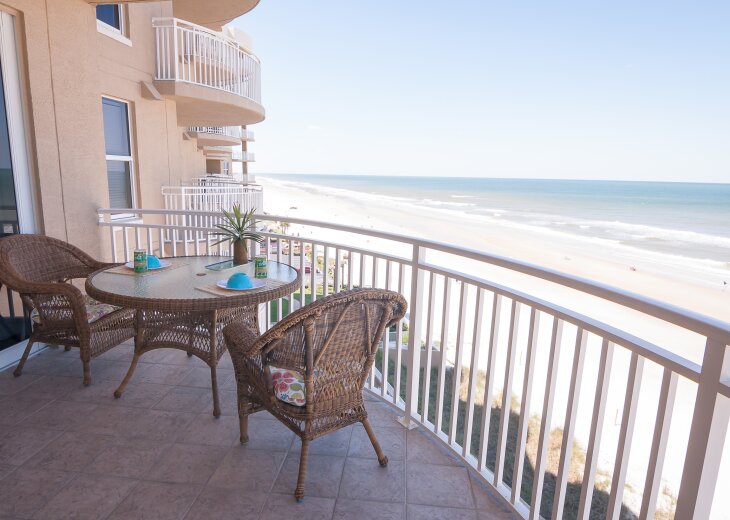3 Bedroom Condo Rental in Daytona Beach Shores, FL St. Maarten Unit