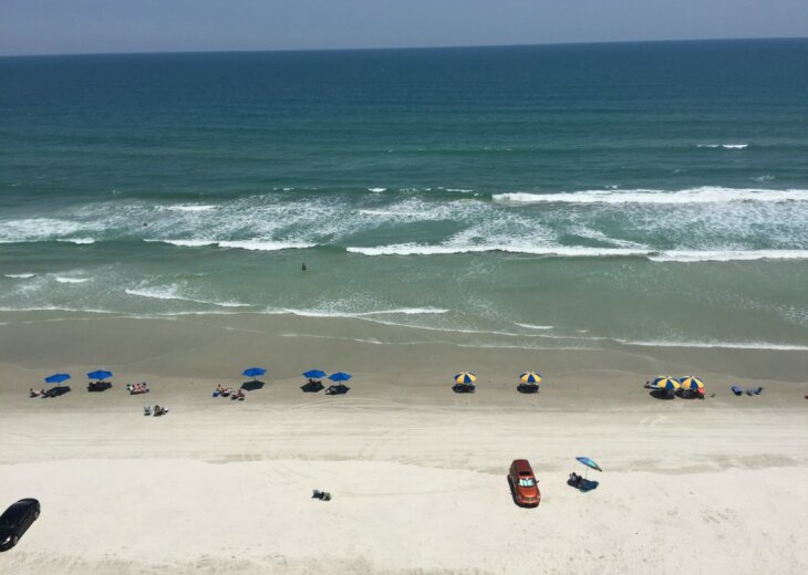 2 Bedroom Condo Rental in Daytona Beach Shores, FL Oceanfront Sand Dollar CONDO 2/2 Awesome