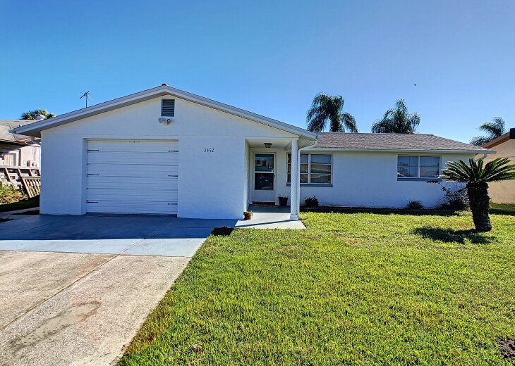 Holiday House Rental Holiday Cottage on Lake Conley