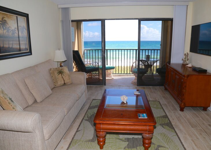 Jensen Beach Condo Rental Beachfront condo on Hutchinson Island