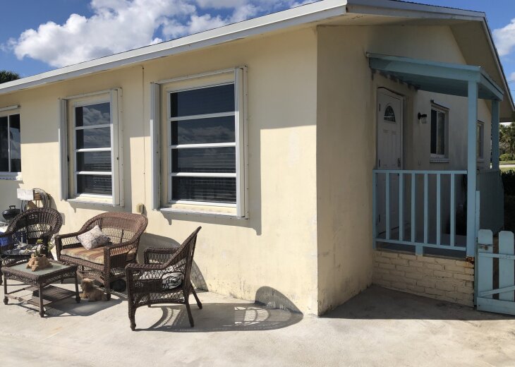 2 Bedroom Cottage Rental In Jensen Beach Fl Jensen Beach River
