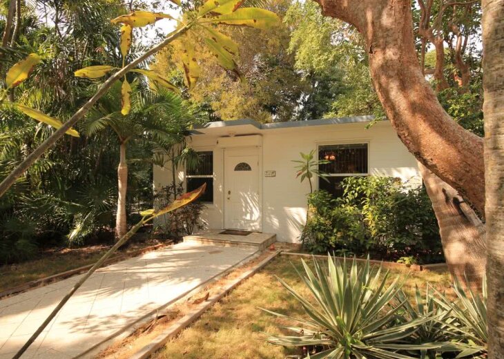 Islamorada Cottage Rental Keys Kottage Remodeled Villa In Native