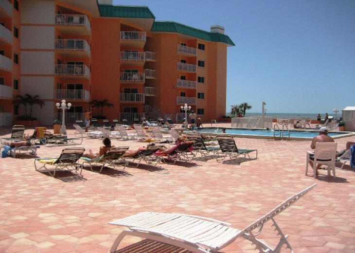 Indian Shores Condo Rental Beach Cottage 2304 Beachfront Condo